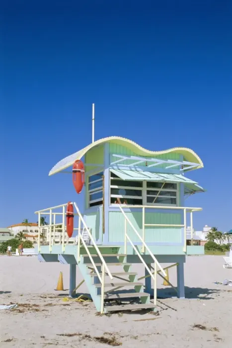 Framed Print : South Beach lifeguard station Framed Print : South Beach lifeguard station