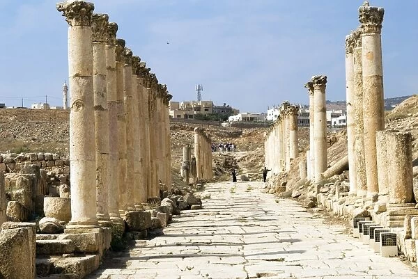 South Decumanus, Jerash (Gerasa), a Roman Decapolis city, Jordan, Middle East