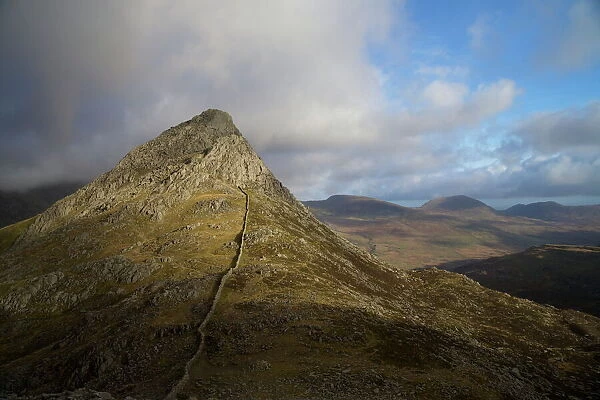 South ridge of Tryfan from Glyder Fach, Snowdonia National Park, Gwynedd, Wales, United Kingdom, Europe