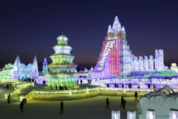 Framed Print : Spectacular illuminated ice sculptures at the Harbin Ice and Snow Festival in Harbin Framed Print : Spectacular illuminated ice sculptures at the Harbin Ice and Snow Festival in Harbin