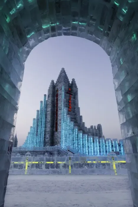 Framed Print : Spectacular illuminated ice sculptures at the Harbin Ice and Snow Festival in Harbin Framed Print : Spectacular illuminated ice sculptures at the Harbin Ice and Snow Festival in Harbin