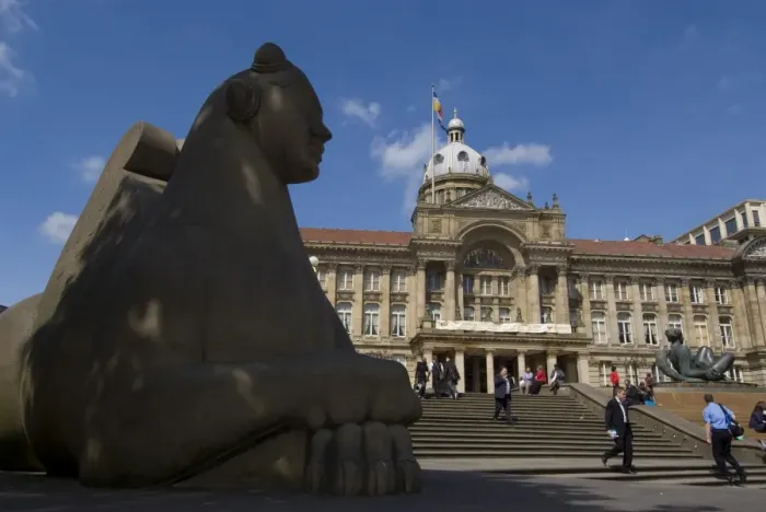 Framed Print : Sphinx and Town Hall, Victoria Square, Birmingham, England, United Kingdom, Europe Framed Print : Sphinx and Town Hall, Victoria Square, Birmingham, England, United Kingdom, Europe