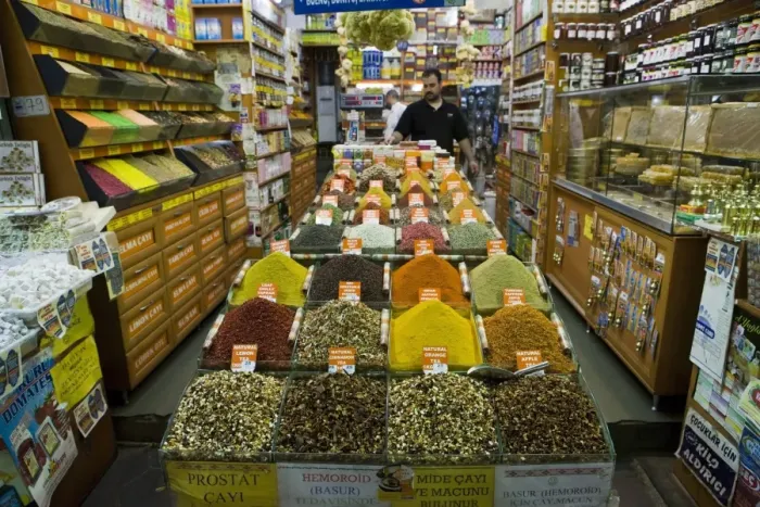 Framed Print : Spice shop in Spice Bazaar, Istanbul, Turkey, Europe Framed Print : Spice shop in Spice Bazaar, Istanbul, Turkey, Europe