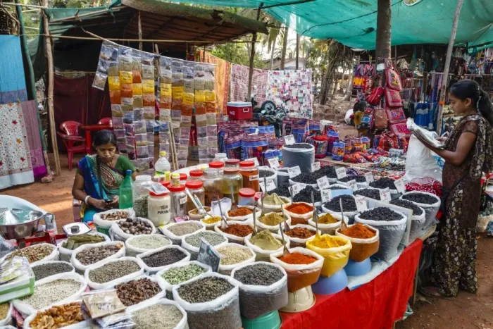 Framed Print : Spice shop at the Wednesday Flea Market in Anjuna, Goa, India, Asia Framed Print : Spice shop at the Wednesday Flea Market in Anjuna, Goa, India, Asia