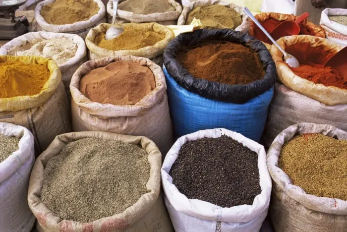 Framed Print : Spices, Tinerhir souk