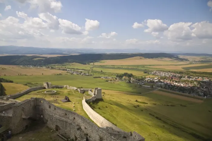 Framed Print : Spiss Castle (Spissky hrad), UNESCO World Heritage Site, Slovakia, Europe Framed Print : Spiss Castle (Spissky hrad), UNESCO World Heritage Site, Slovakia, Europe