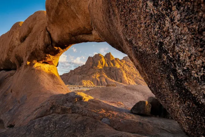Framed Print : Spitzkoppe Arch at sunrise, Namibia, Africa Framed Print : Spitzkoppe Arch at sunrise, Namibia, Africa