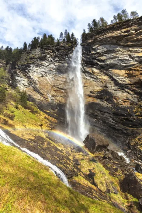 Framed Print : Spring at the Trosa Waterfall, Valle di Peccia, Val Lavizzara, Valle Maggia, Canton of Ticino Framed Print : Spring at the Trosa Waterfall, Valle di Peccia, Val Lavizzara, Valle Maggia, Canton of Ticino