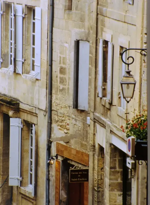 Framed Print : St. Emilion near Bordeaux, Gironde, Aquitaine, France, Europe Framed Print : St. Emilion near Bordeaux, Gironde, Aquitaine, France, Europe