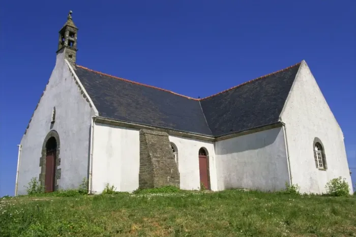 Framed Print : St. Leonard chapel dating from 1840, Quelhuit Village, Ile de Groix, Brittany