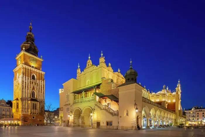 Framed Print : St. Mary's Basilica, Main Market Square, UNESCO World Heritage Site, Krakow, Poland, Europe Framed Print : St. Mary's Basilica, Main Market Square, UNESCO World Heritage Site, Krakow, Poland, Europe