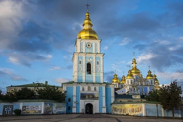 St. Michaels gold-domed cathedral at sunset, Kiev (Kyiv), Ukraine, Europe