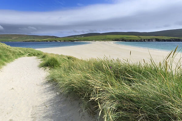 St. Ninians Isle, white beach tombolo, South Mainland, Shetland Islands, Scotland
