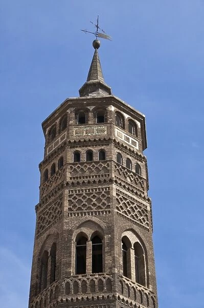 St. Pablo Church and its Mudejar Steeple, San Pablo quarter, Saragossa (Zaragoza), Aragon, Spain, Europe