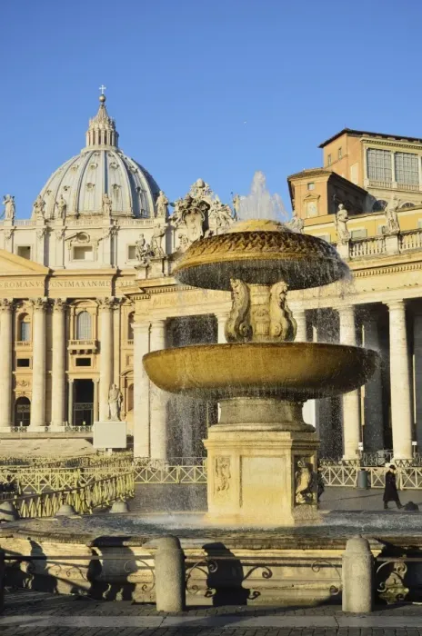 Framed Print : St. Peters Basilica, Piazza San Pietro (St. Peters Square), Vatican City Framed Print : St. Peters Basilica, Piazza San Pietro (St. Peters Square), Vatican City