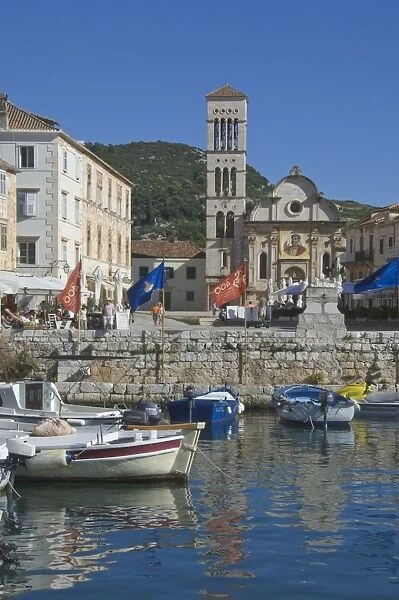 St. Stephens Cathedral from the old harbour in the medieval City of Hvar, island of Hvar, Dalmatia, Croatia, Europe