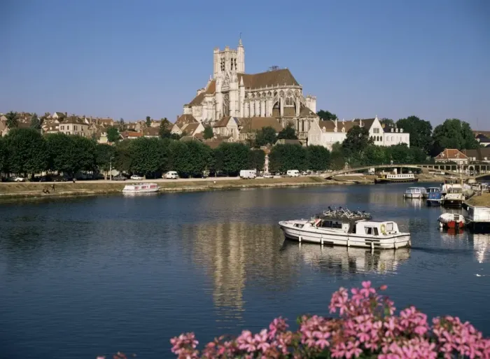 Framed Print : St. Stephens cathedral on skyline, Auxerre, River Yonne, Bourgogne, France, Europe Framed Print : St. Stephens cathedral on skyline, Auxerre, River Yonne, Bourgogne, France, Europe