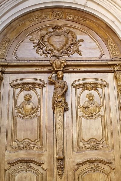 St. Vincents cathedral door, Chalon-sur-Saone, Saone-et-Loire, Burgundy, France, Europe