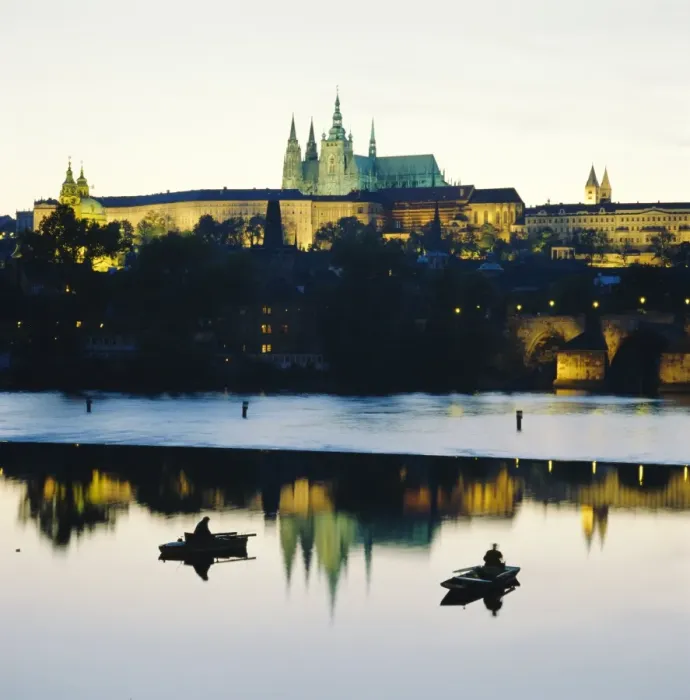 Framed Print : St. Vitus Cathedral and Prague Castle across the River Vltava, Prague, Czech Republic Framed Print : St. Vitus Cathedral and Prague Castle across the River Vltava, Prague, Czech Republic