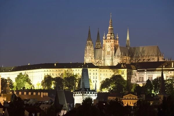 St. Vituss Cathedral, Royal Palace and Castle in the evening, UNESCO World Heritage Site