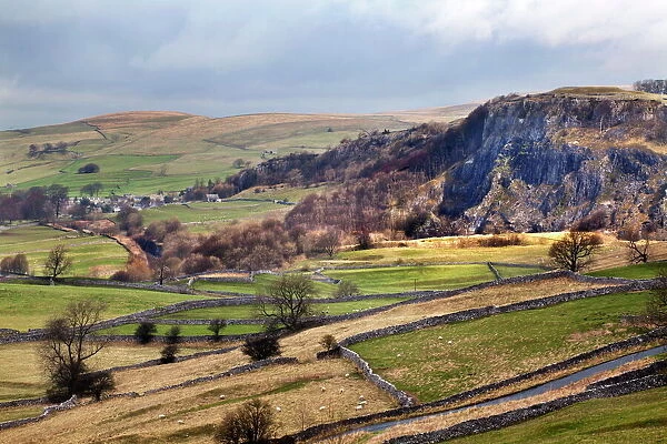 Stainforth Scar from Langcliffe near Settle, Yorkshire Dales, Yorkshire, England, United Kingdom, Europe