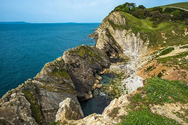 Stair Hole at Lulworth Cove on Dorsets Jurassic Coast, UNESCO World Heritage Site