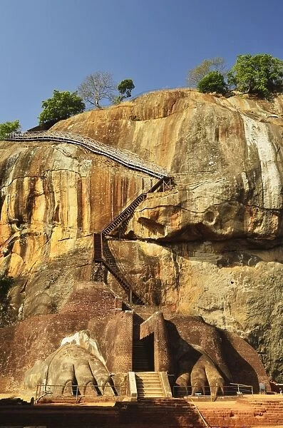 Stairs leading to top of Sigiriya (Lion Rock), UNESCO World Heritage Site, Sri Lanka, Asia