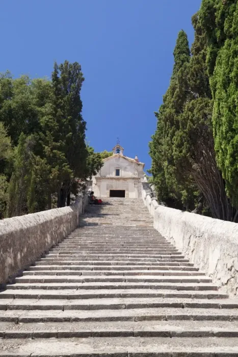 Framed Print : Stairway to calvary with chapel, Pollenca, Majorca (Mallorca), Balearic Islands (Islas Baleares), Spain, Mediterranean, Europe Framed Print : Stairway to calvary with chapel, Pollenca, Majorca (Mallorca), Balearic Islands (Islas Baleares), Spain, Mediterranean, Europe