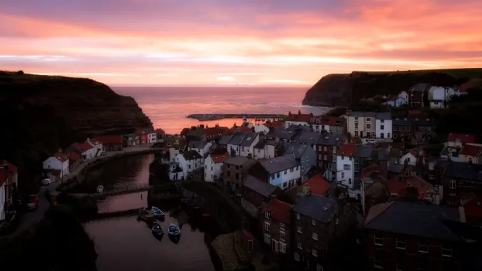 Framed Print : Staithes sunrise, Yorkshire, England, United Kingdom, Europe Framed Print : Staithes sunrise, Yorkshire, England, United Kingdom, Europe