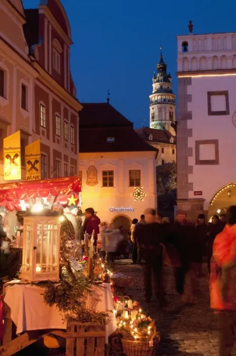 Framed Print : Stalls at Christmas Market with Renaissance Tower, Svornosti Square, Cesky Krumlov