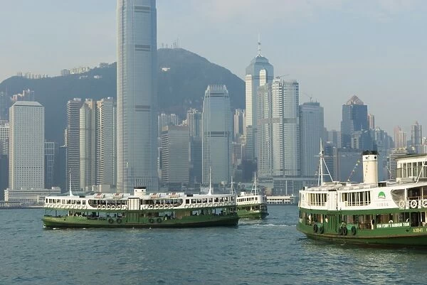 Star Ferries plying Victoria Harbour, Hong Kong, China, Asia