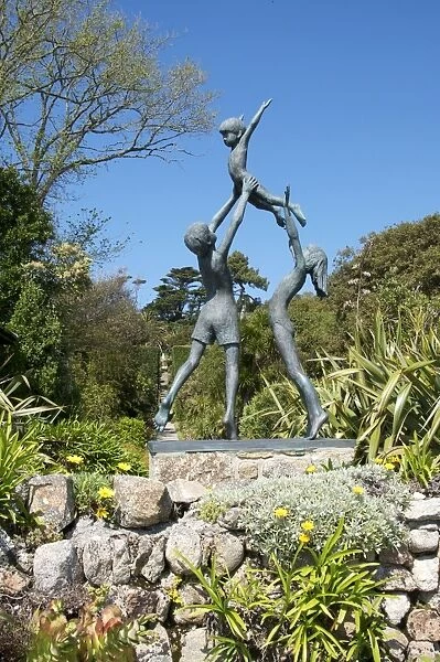 Statue, Abbey Gardens, Tresco, Isles of Scilly, United Kingdom, Europe