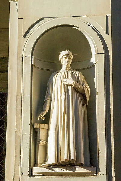 Statue of Accorso, Uffizi, Florence (Firenze), UNESCO World Heritage Site, Tuscany, Italy, Europe