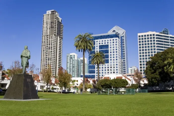 Framed Print : Statue of Benito Juarez in Pantojo Park, San Diego, California, United States of America Framed Print : Statue of Benito Juarez in Pantojo Park, San Diego, California, United States of America