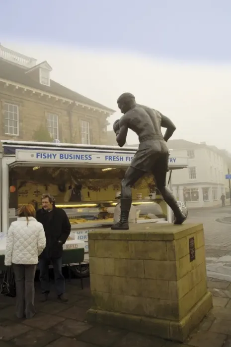 Framed Print : Statue of the boxer Randolph Turpin, Market Place, Warwick, Warwickshire Framed Print : Statue of the boxer Randolph Turpin, Market Place, Warwick, Warwickshire