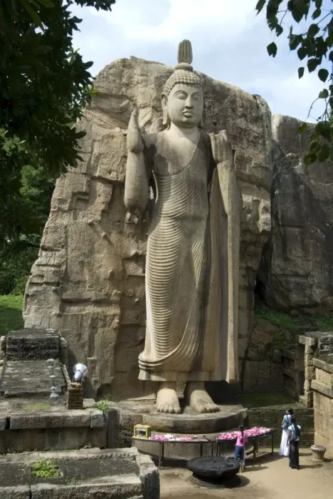 Framed Print : Statue of Buddha, 12 metres tall, carved in granite, Aukana, north of Dambulla Framed Print : Statue of Buddha, 12 metres tall, carved in granite, Aukana, north of Dambulla