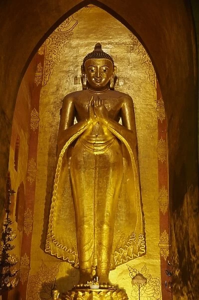 Statue of the Buddha, Patho Ananda temple, Bagan (Pagan), Myanmar (Burma), Asia