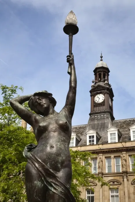 Framed Print : Even Statue in City Square, Leeds, West Yorkshire, Yorkshire, England, United Kingdom, Europe Framed Print : Even Statue in City Square, Leeds, West Yorkshire, Yorkshire, England, United Kingdom, Europe