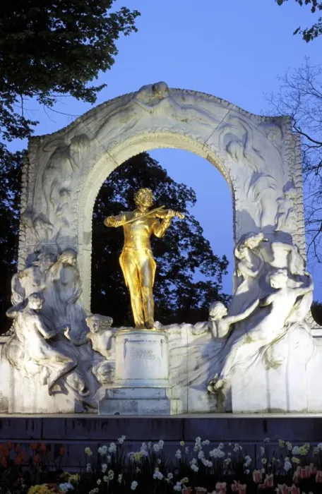 Framed Print : Statue of the composer Johann Strauss on the Strauss memorial at twilight Framed Print : Statue of the composer Johann Strauss on the Strauss memorial at twilight