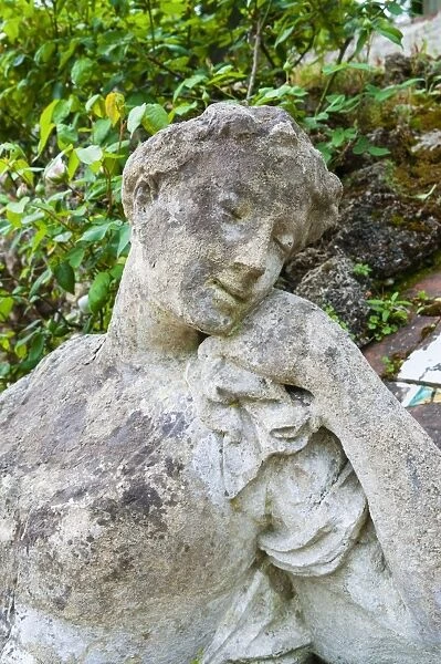 Statue at Giardino Bardini, UNESCO World Heritage Site, Florence (Firenze), Tuscany, Italy, Europe