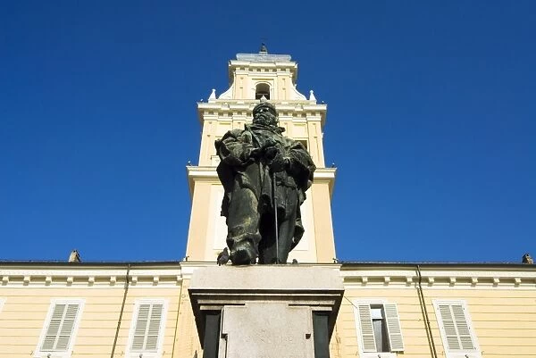 Statue of Giuseppe Garibaldi, Garibaldi Square, Parma, Emilia Romagna, Italy, Europe