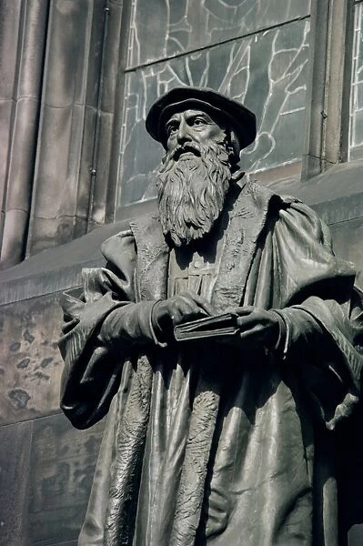 Statue of John Knox