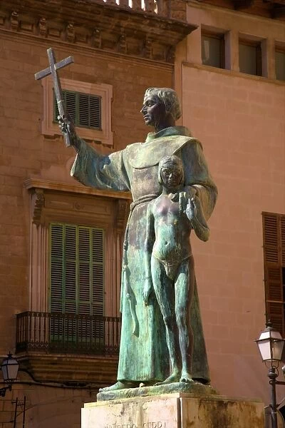 Statue of Junipero Serra, Palma, Mallorca, Spain, Europe