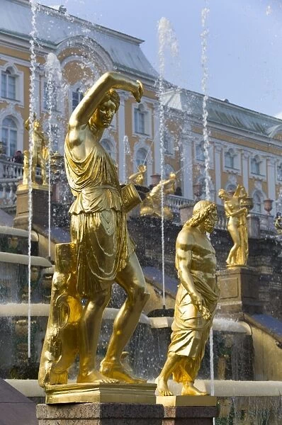 Statue of Jupiter to left in foreground, Great Cascade in the background, Peterhof