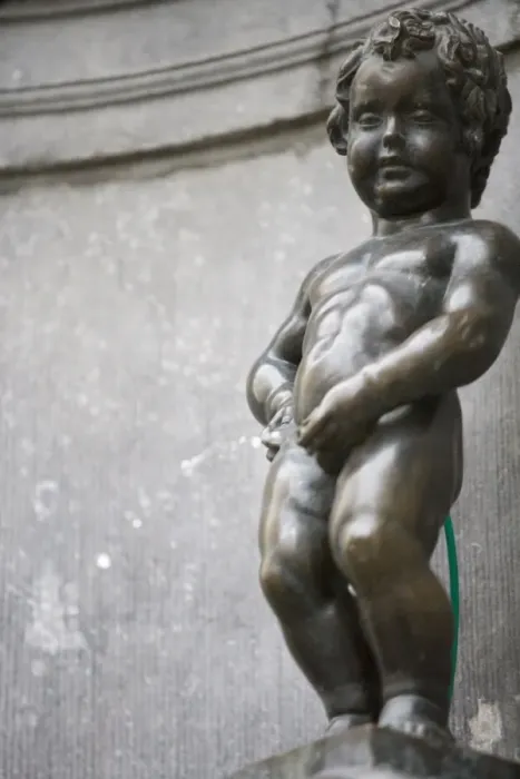 Framed Print : Statue of Manneken Pis fountain, Brussels, Belgium, Europe