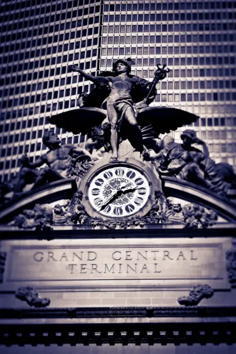 Framed Print : Statue of Mercury and Clock on the 42nd Street facade of Grand Central Terminus Station Framed Print : Statue of Mercury and Clock on the 42nd Street facade of Grand Central Terminus Station