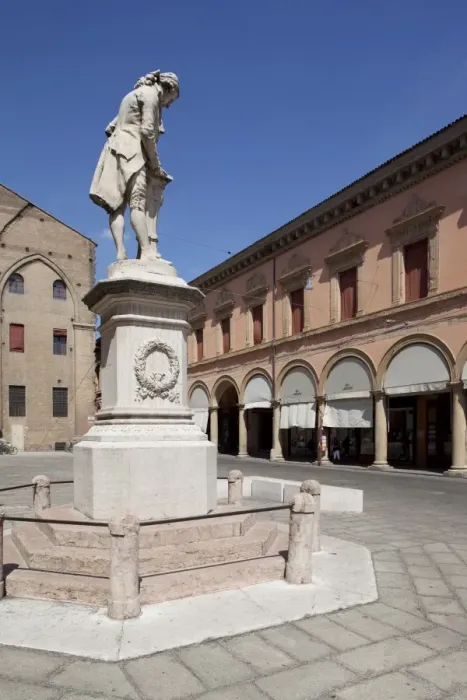 Framed Print : Statue in the Piazza Galvani, Bologna, Emilia Romagna, Italy, Europe Framed Print : Statue in the Piazza Galvani, Bologna, Emilia Romagna, Italy, Europe