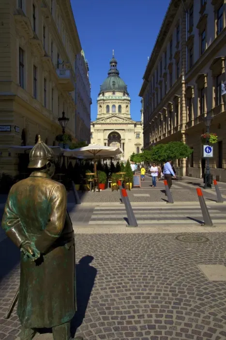 Framed Print : Statue of Policeman with St. Stephens Basilica, Budapest, Hungary, Europe Framed Print : Statue of Policeman with St. Stephens Basilica, Budapest, Hungary, Europe