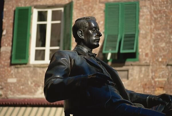 Statue of Puccini, Lucca, Tuscany, Italy, Europe