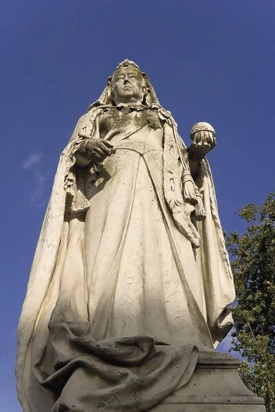 Statue of Queen Victoria outside the Town Hall, Royal Leamington Spa, Warwickshire